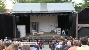 Pražská divadla chtějí hrát i v létě