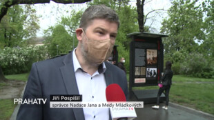 Výstava mapuje 100 let komunistické strany