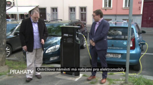 Ostrčilovo náměstí má nabíjení pro elektromobily