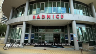 Praha 13 očkuje na radnici a bez registrace