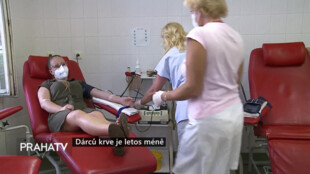 Dárců krve je letos méně