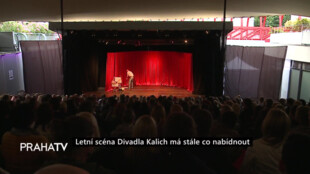 Letní scéna Divadla Kalich má stále co nabídnout