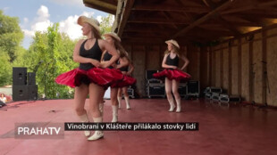 Vinobraní v klášteře přilákalo stovky lidí