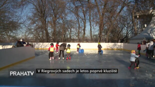V Riegrových sadech je letos poprvé kluziště