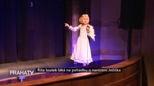 Říše loutek láká na pohádku o narození Ježíška