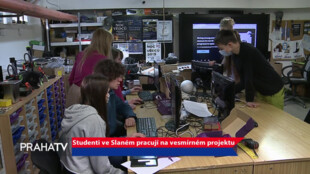 Studenti ve Slaném pracují na vesmírném projektu