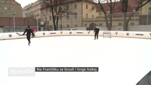 Na Františku se bruslí i hraje hokej