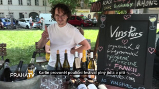 Karlín provoněl pouliční festival plný jídla a pití