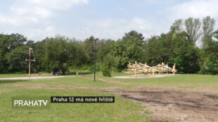 Praha 12 má nové hřiště