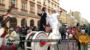 Karlínské náměstí ozdobil masopust a průvod masek