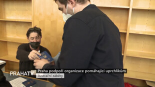 Praha podpoří organizace pomáhající uprchlíkům