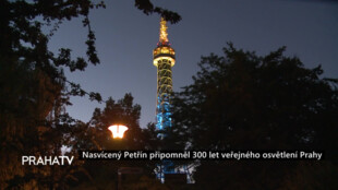 Nasvícený Petřín připomněl 300 let veřejného osvětlení Prahy