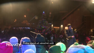 Praha Újezd už vánočně svítí