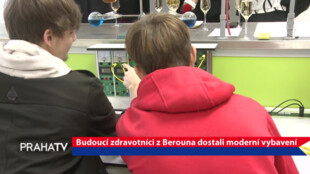 Budoucí zdravotníci z Berouna dostali moderní vybavení