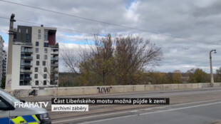 Část Libeňského mostu možná půjde k zemi