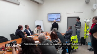 Pražskou ústřední čistírnu navštívil ministr Výborný