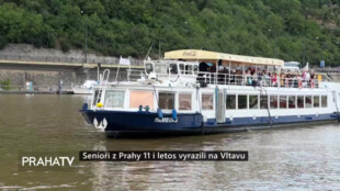 Senioři z Prahy 11 i letos vyrazili na Vltavu