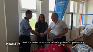 Radnice Prahy 14 vybavila místním policistům posilovnu