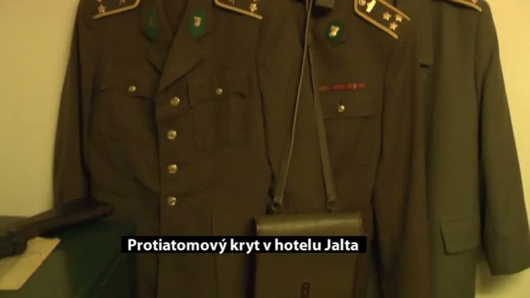 Protiatomový kryt v hotelu Jalta