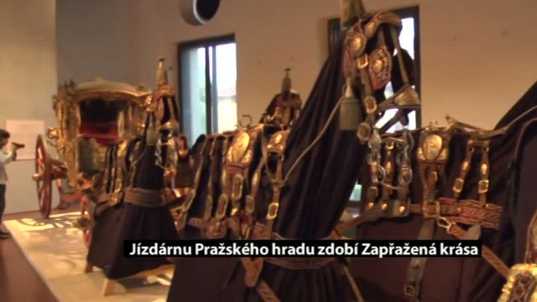 Jízdárnu Pražského hradu zdobí Zapřažená krása