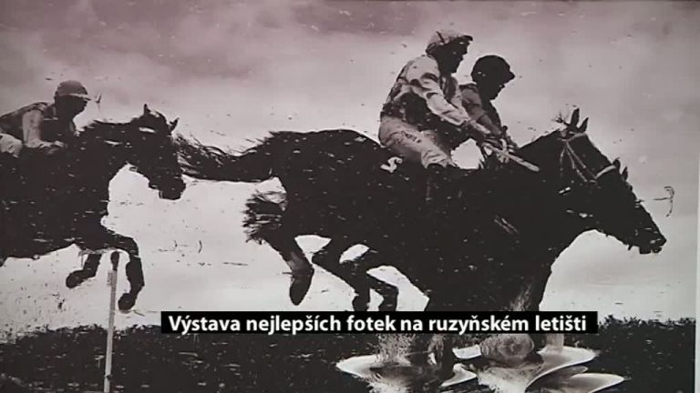 Výstava nejlepších fotek na Ruzyňském letišti
