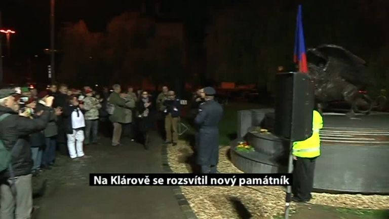 Na Klárově se rozsvítil nový památník