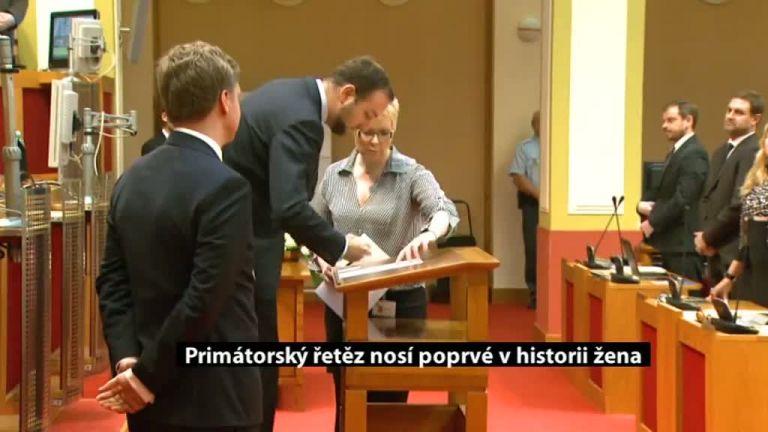 Primátorský řetěz nosí poprvé v historii žena