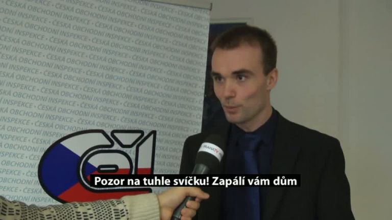 Pozor na tuhle svíčku! Zapálí vám dům