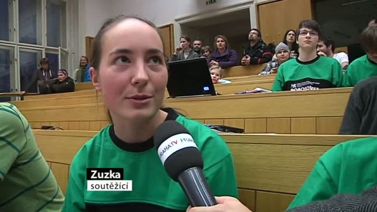 Na půdě ČVUT proběhl souboj robotů