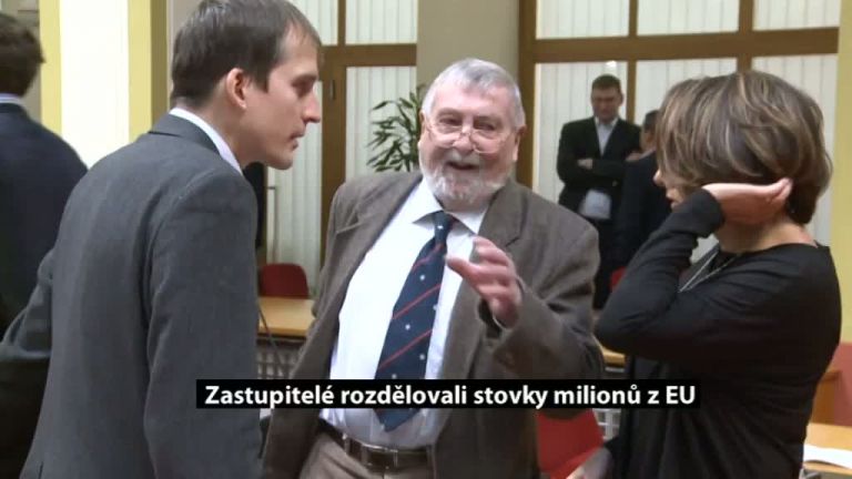 Zastupitelé rozdělovali stovky milionů z EU