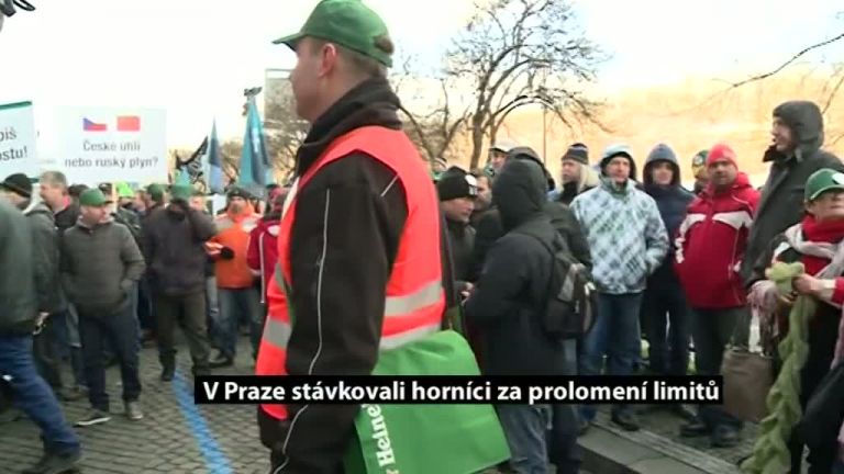 V Praze stávkovali horníci za prolomení limitů