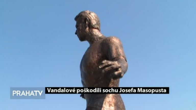 Vandalové poškodily sochu Josefa Masopusta