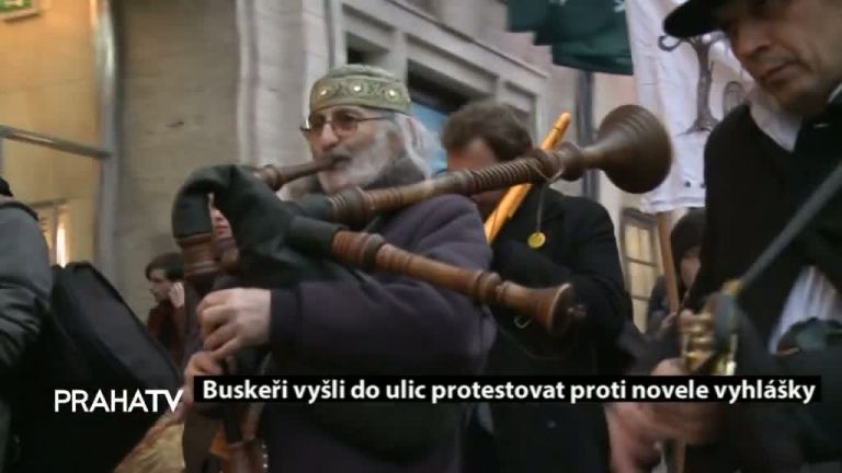 Buskeři vyšli do ulic protestovat proti novele vyhlášky