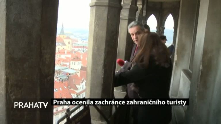 Praha ocenila zachránce zahraničního turisty