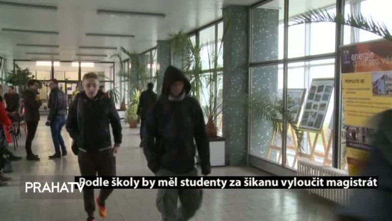 Podle školy by měl studenty za šikanu vyloučit magistrát