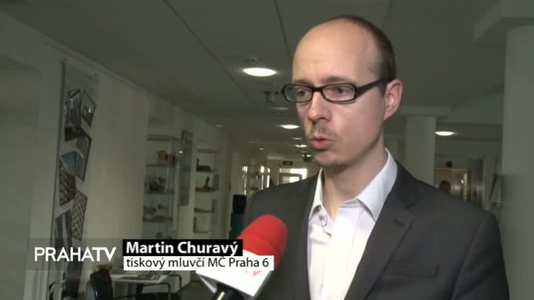 Radnice si prosadily odložení parkovacích zón