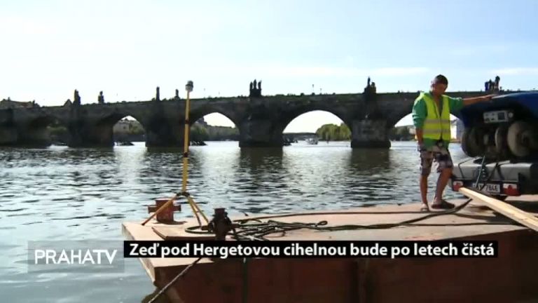 Zeď pod Hergetovou cihelnou bude po letech čistá