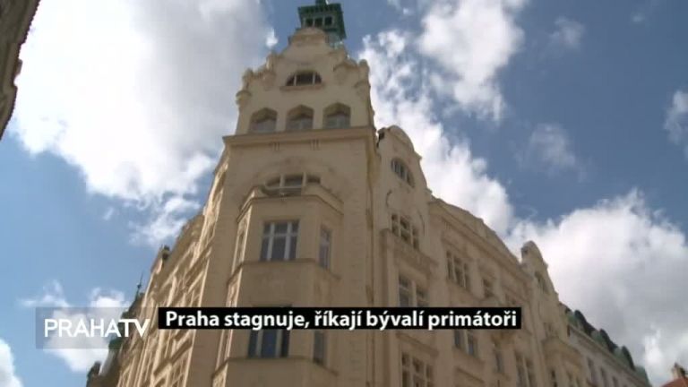 Praha stagnuje, říkají bývalí primátoři