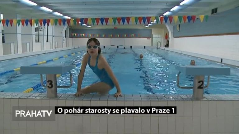 O pohár starosty se plavalo v Praze 1