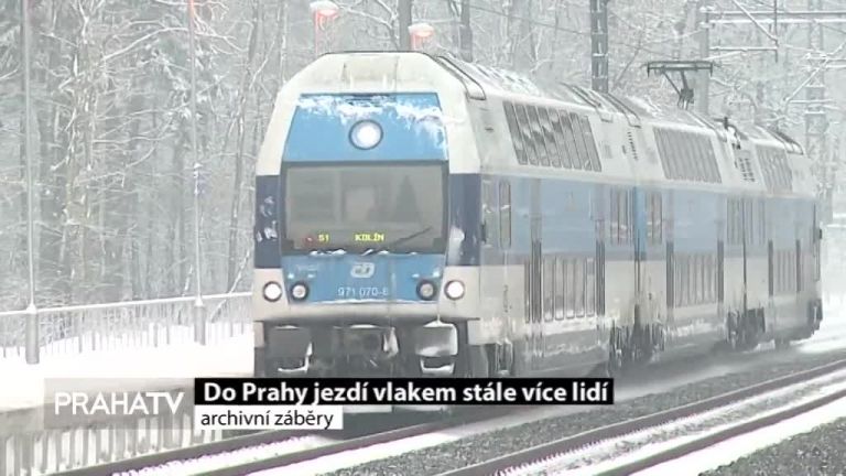 Do Prahy jezdí vlakem stále více lidí