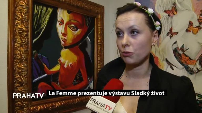 La Femme prezentuje výstavu Sladký život