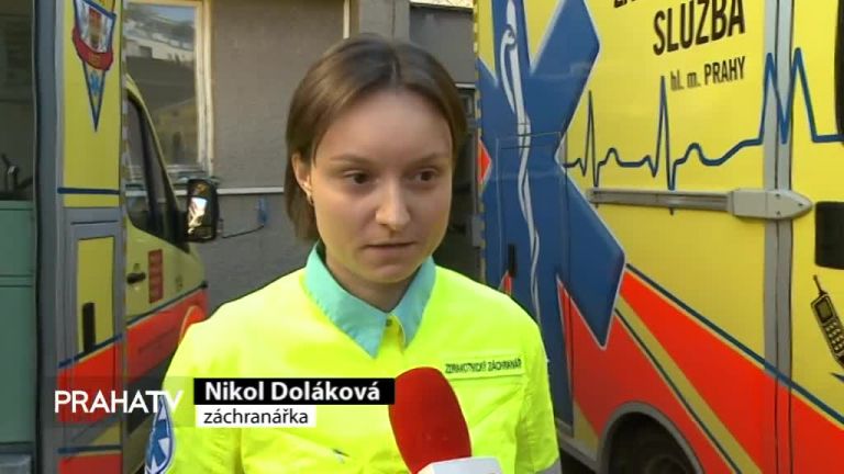 Ženy v Praze se opět vrací za volant sanitek