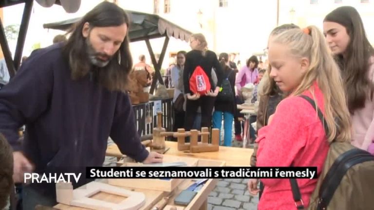 Studenti se seznamovali s tradičními řemesly