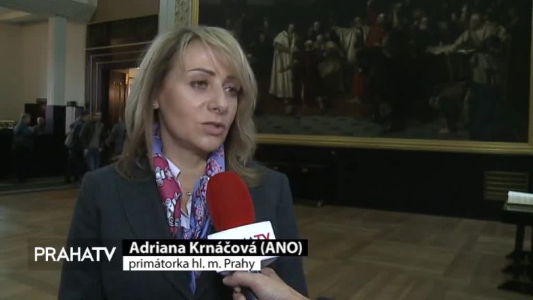 Fotbalová Slavia znovu převzala klíč primátora 