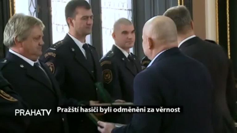 Pražští hasiči byli odměněni za věrnost