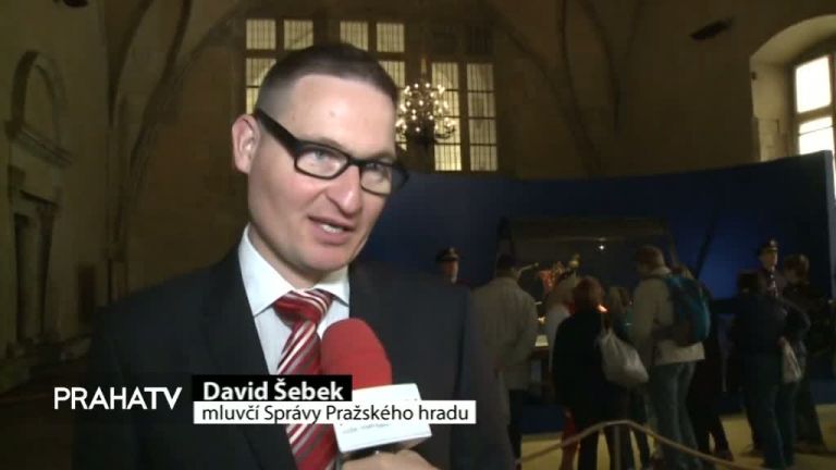Pražský hrad mimořádně vystavuje korunovační klenoty